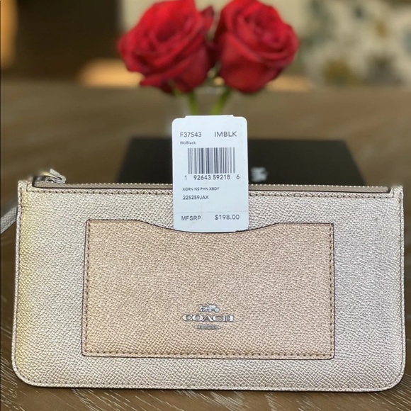 NEW COACH ZIP TOP WALLET IN COLORBLOCK - Picture 2 of 8